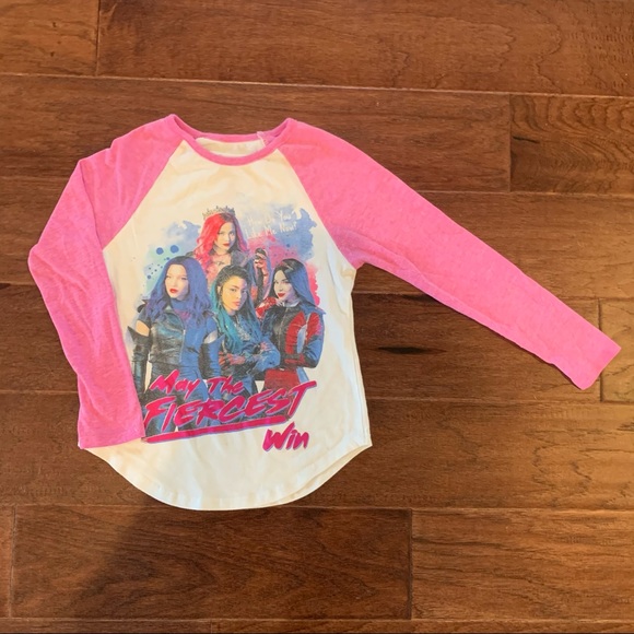 Disney’s Descendants 3 tee - Picture 1 of 5